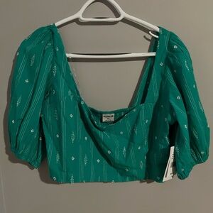 Hurley Green & White Top XL NWT